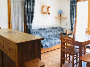 Appartement lumineux sur les pistes, balcon sud, parking gratuit, pour 6 personnes - FR-1-181-2477